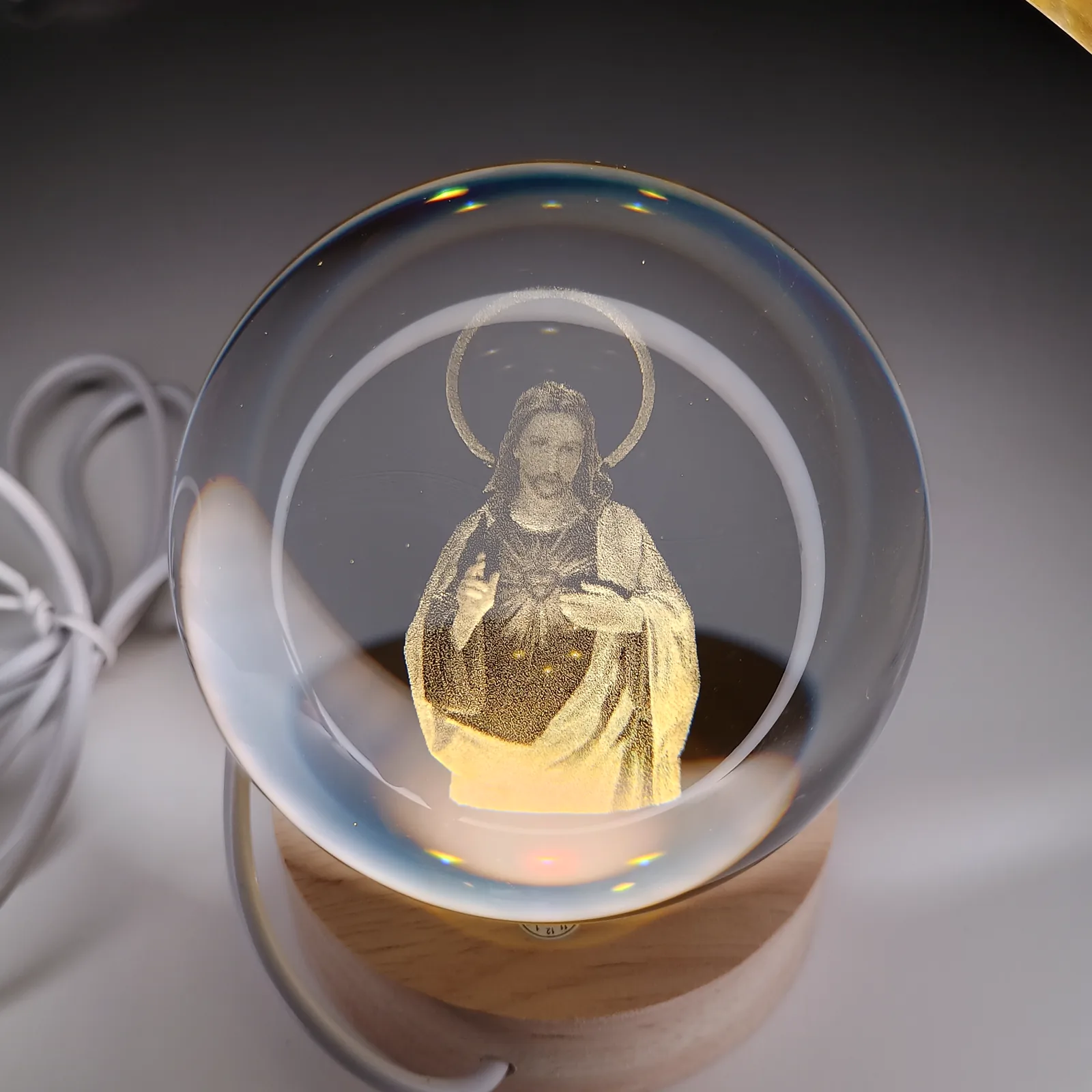 Luminária Devocional Globo com Base LED - Imagem 2